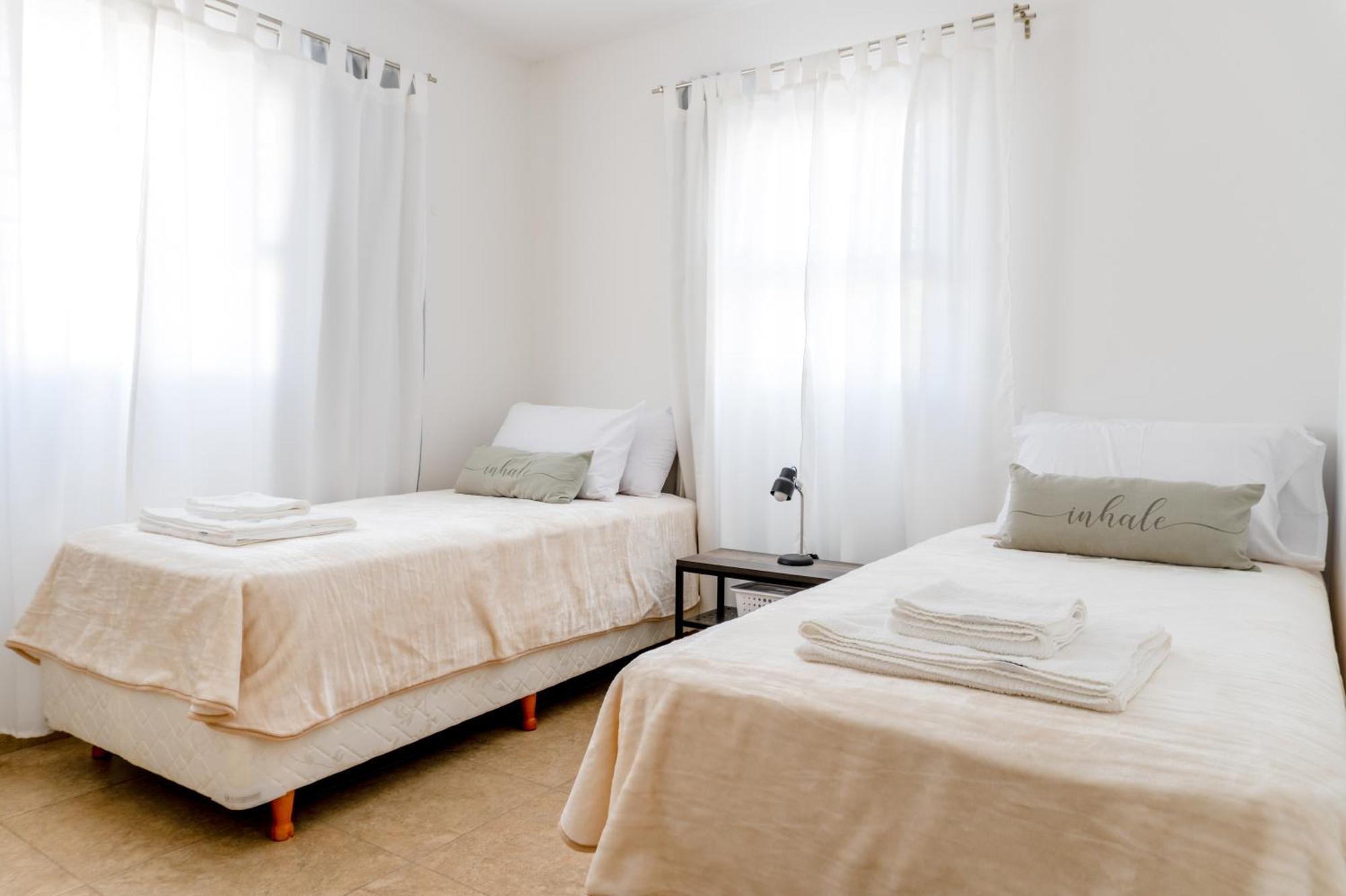 Apartamento Maca Tobiano, Amplio, Calido, A Pasos Del Mar Puerto Madryn Exterior foto